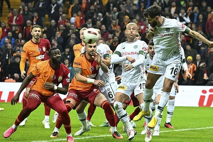 eksik-cok-hata-yok-galatasaray-konsyasporu-tek-golle-gecerek-3-puanin-sahibi-oldu-1704649600446.jpeg
