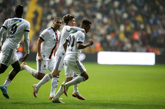 Beşiktaş'ta Alex Teixeira pişmanlığı! Milyonları götürdü sahada kayboldu