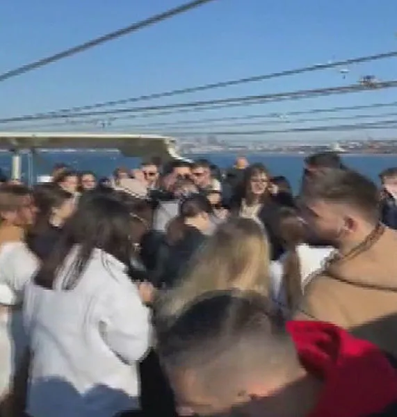 1637670636583.jpg Bulgaristan'daki otobüs kazasında can veren turist kafilesinin İstanbul gezisinden görüntüler ortaya çıktı-1