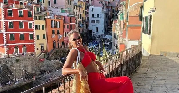 Sultanahmet'te verdiği müstehcen pozlarla tepki toplamıştı! Eda Taşpınar'dan yeni skandal: Tarihi mekanlarda sıra dışı pozlar