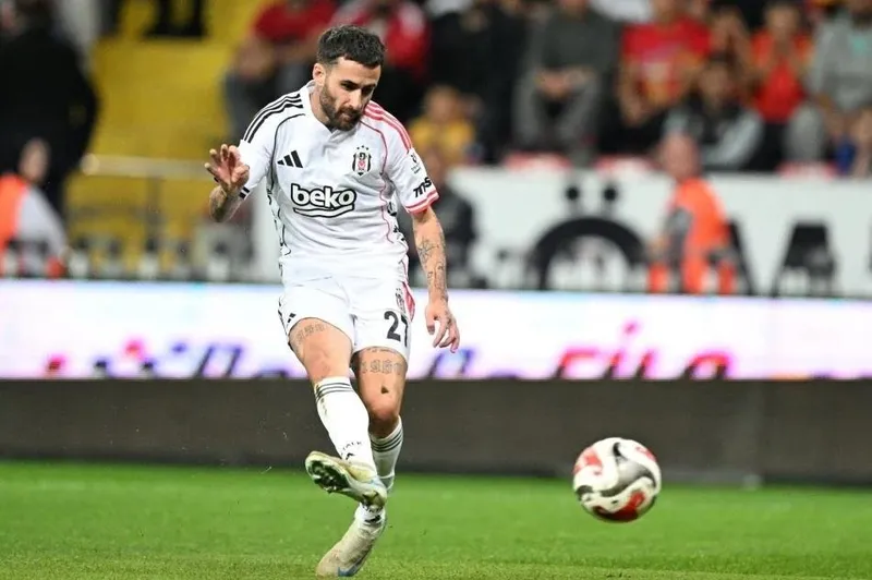 rafa-silvadan-besiktasa-yeni-teklif-1767255544042.jpeg Rafa Silva'dan Beşiktaş'a yeni teklif-3