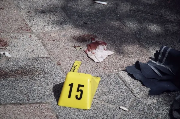 Zeytinburnu’nda silahlı kavga! 9 yaralı-3