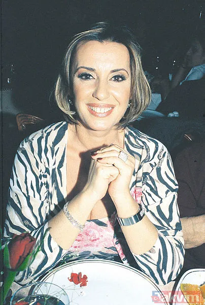 Perihan Savaş'tan Yeşilçam'ın kötü adamı Erol Taş itirafı! İbrahim Tatlıses'in eski eşi... - 11