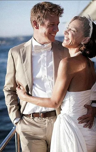 Ceylan Atınç’la ailesinden gizli evlenen Berk Tanrıverdi'nin şirkete girişi bile yasaklandı!