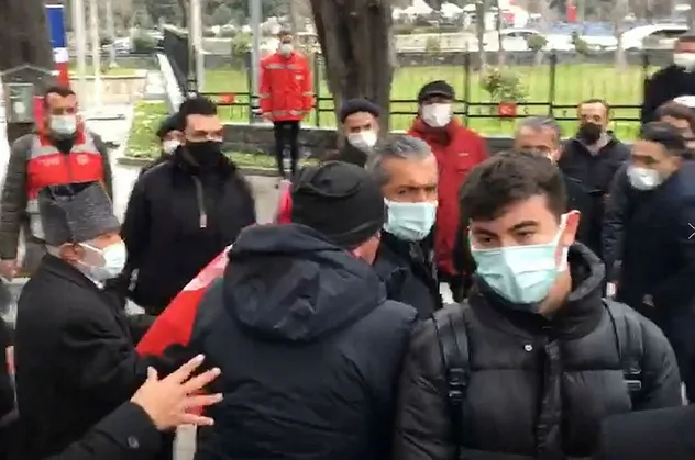 Son dakika: CHP'li İBB Başkanı Ekrem İmamoğlu'na gazi yakınından sert tepki: Burası Buldan ile ağaç diktiğin park değil!