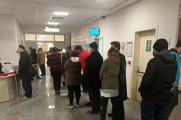 Bilecik'te binlerce kişi hastaneye koştu! Sağlık Bakanlığı özel ekip görevlendirdi