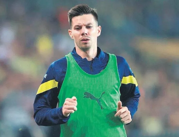 Eyüp’ten çifte hamle