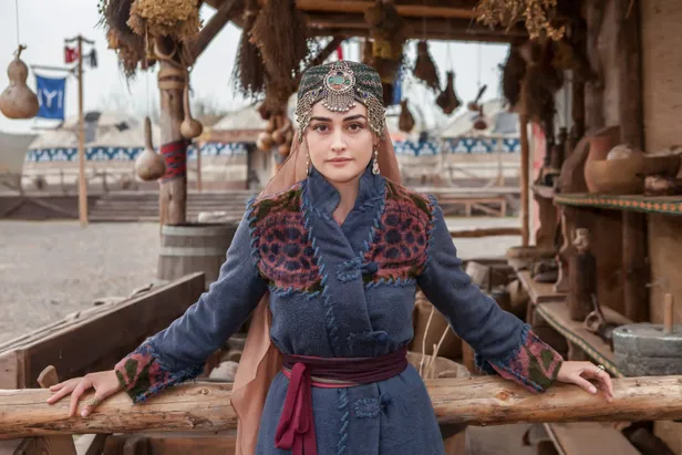 oyunculugu-birakiyor-iddialarina-son-noktayi-koydu-ramonun-yildizi-resti-cekiyor-artik-baskasi-1607002292885.jpg Oyunculuğu bırakıyor iddialarına son noktayı koydu! Ramo'nun yıldızı resti çekiyor! Artık başkası...-9