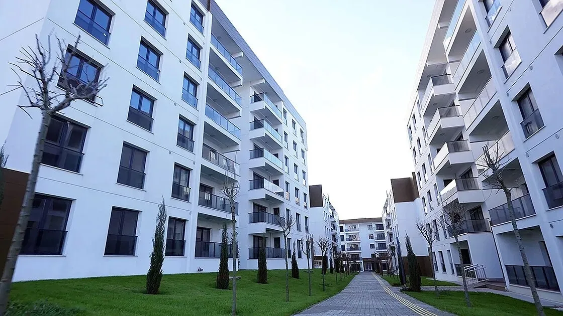 toki-sosyal-kiralik-konut-basvurular-14-eylul-2026-1788933693436.jpeg TOKİ İstanbul'da 1.071 kiralık sosyal konutu 3 yılla sınırlı olarak veriyor: Ev sahibi olmayan, memur, emekli ve engelliler başvurabilecek-5