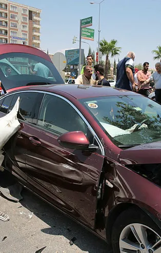 Şanlıurfa'da trafik kazası: 8 yaralı