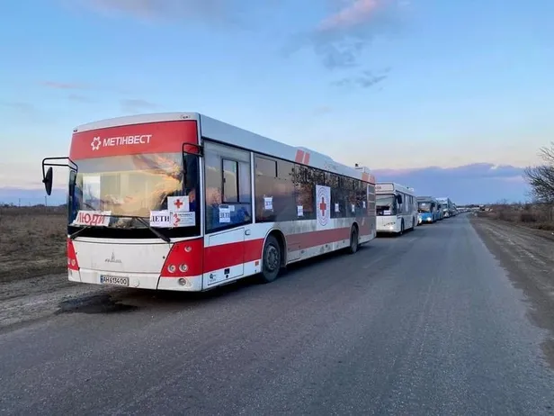 Dakika dakika savaş | Ukrayna'dan "Rusya Beşşar Esed'in askerlerini topluyor" açıklaması! Tahliyeler devam ediyor...-5