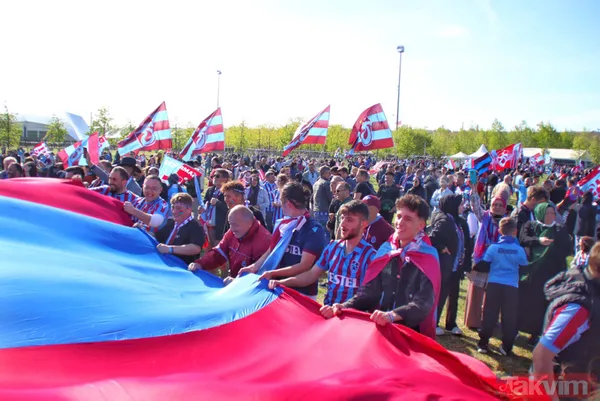 Yenikapı'da bordo-mavi coşku! Trabzonspor taraftarından ışık şov - 27