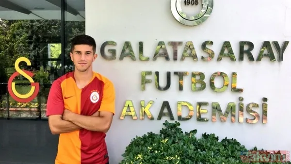 Son dakika: Galatasaray'ın kamp kadrosu belli oldu - 17