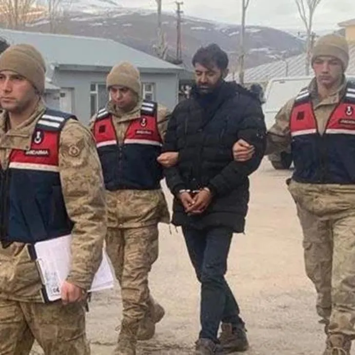 PKK/KCK’lı saklandığı yerde paketlendi!