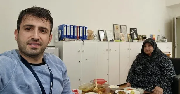 Selçuk Bayraktar sosyal medya hesabından annesi Canan Bayraktar ile iftar paylaşımından bulundu