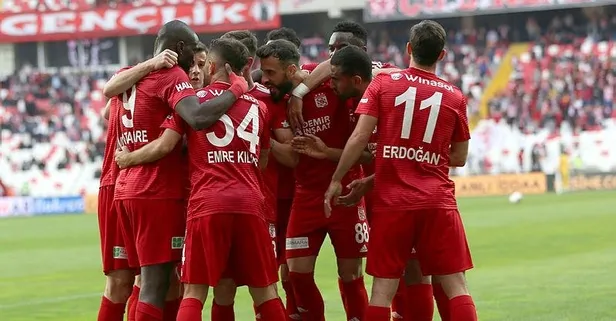 Sivasspor, Süper Lig'in 9. haftasında Antalyaspor'u 2-1 ile geçti!