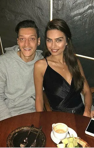 Mesut transferinde Amine faktörü