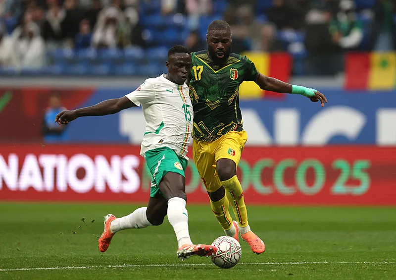 Trabzonspor genç yıldızın transferini bitirdi! 3'lü taarruz başladı - 12