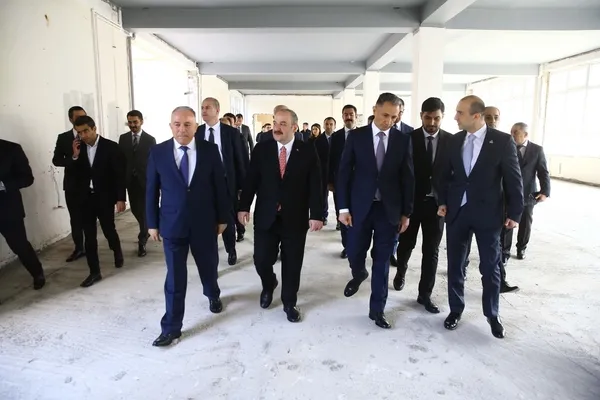 Togg sırası Gardaş Azerbaycan'da! İkinci anahtar Azerbaycan Cumhurbaşkanı İlham Aliyev'e teslim edildi-18