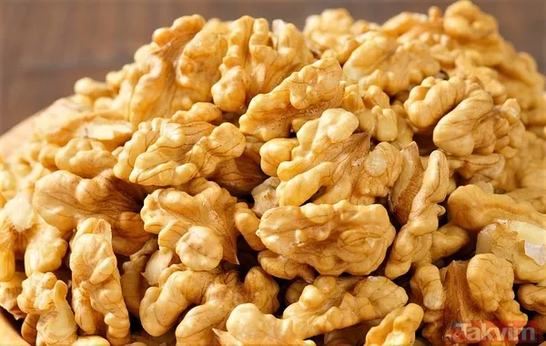 Çinko Yetişkinlerin Günlük Çinko İhtiyacı 3 Mg... Sakatatlar, Etler, Balık, Buğday Ruşeymi, Kabak Çekirdeği, Badem, Ceviz İçi Ve Peynirde Yüksek Miktarda Çinko...