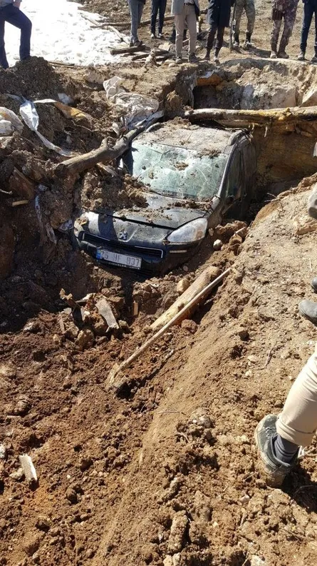 PKK’nın eylem aracı yeraltından çıktı!-1
