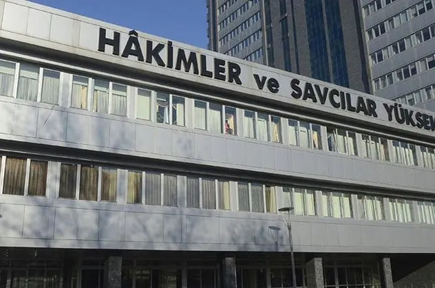 Hakimler ve Savcılar Kurulu'ndan iki önemli karar! O savcı FETÖ'den ihraç edildi