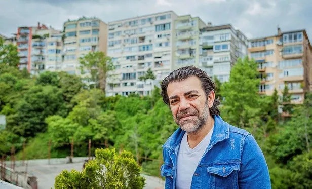 kimseye-eyvallahi-yok-edhonun-tipisi-savas-ozdemir-hakkindaki-o-gercek-saskina-cevirdi-kurtlar-vadisi-1619124539802.jpeg Kimseye eyvallahı yok! EDHO’nun Tipi’si Savaş Özdemir hakkındaki o gerçek şaşkına çevirdi! Meğerse Kurtlar Vadisi...-8