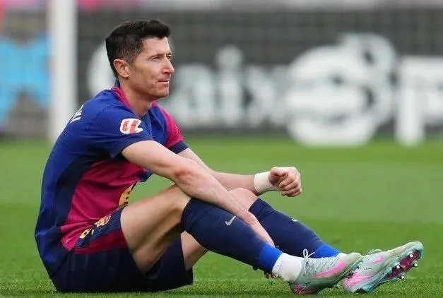 Hansi Flick’ten Lewandowski açıklaması!