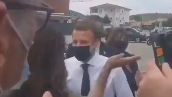 1669012278116.jpg Emmanuel Macron'un tokat yediği anın farklı açıdan videosu ortaya çıktı-2