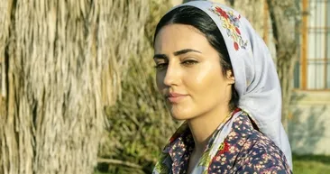 Bir Zamanlar Çukurovanın Gülteni Selin Genç sıfır makyaj pozuyla beğeni kazandı
