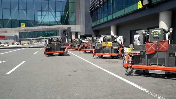 tfsden-jet-yakiti-ikmalinde-bir-ilk-dunyada-ornegi-yok-1634655173646.jpeg TFS'den jet yakıtı ikmalinde bir ilk! Dünyada örneği yok...-5