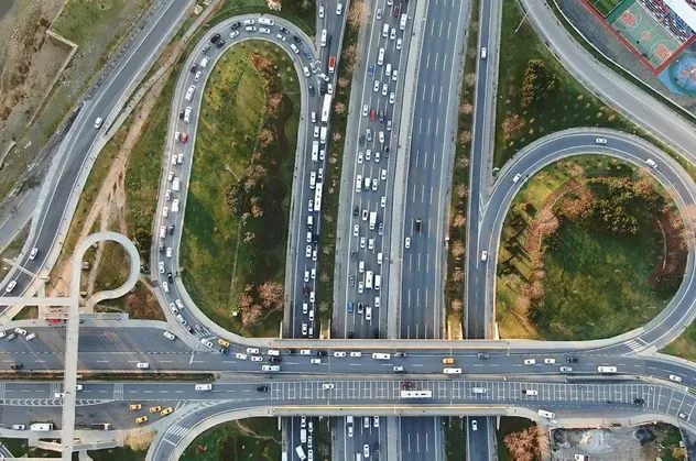 Son dakika: İstanbul trafiğinde koronavirüs hareketliliği! İstanbul yol durumu