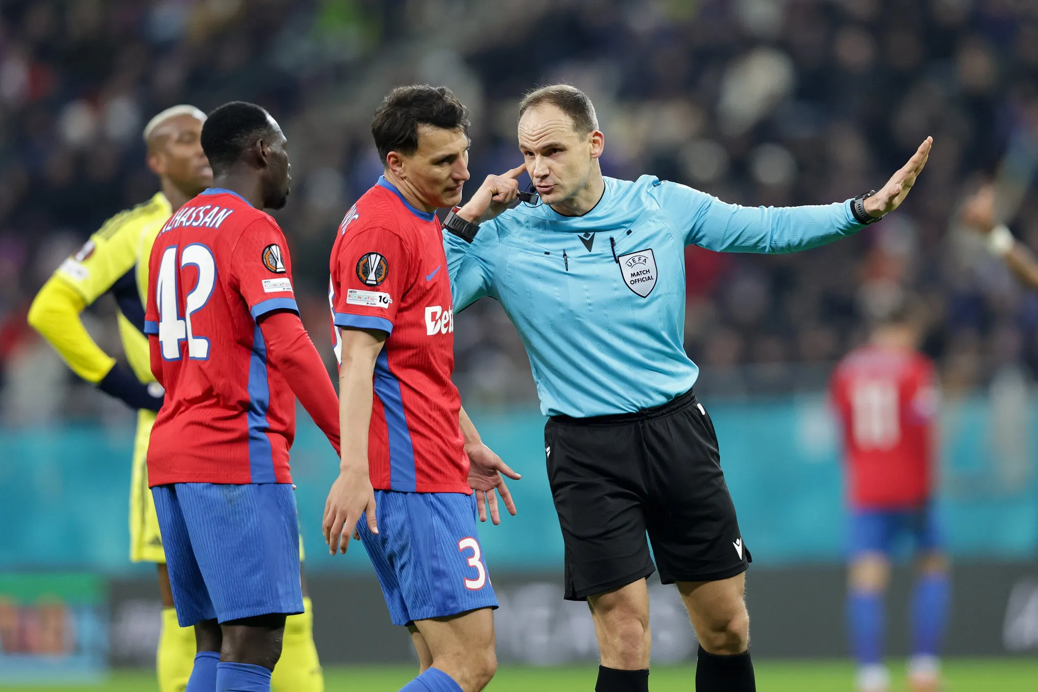 Spor yazarları FCSB - Fenerbahçe maçını değerlendirdi! - 2