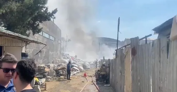 Son dakika: İstanbul Tuzla'da geri dönüşüm tesisinde korkutan yangın! Marmaray seferleri normale döndü