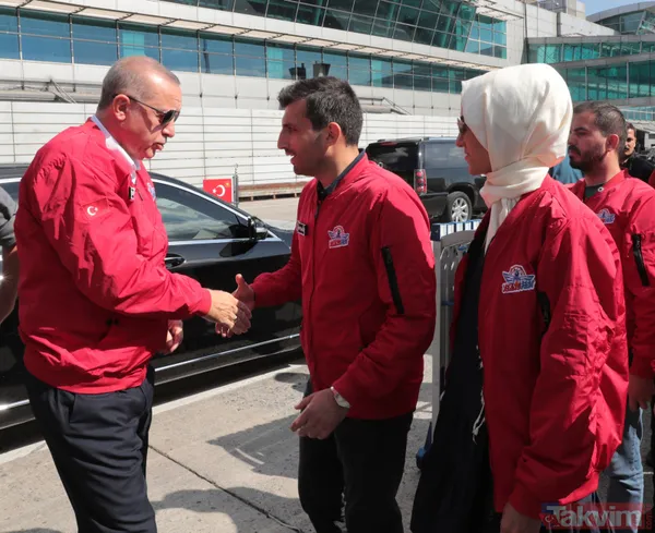 Cumhurbaşkanı Recep Tayyip Erdoğan TEKNOFEST'i ziyaret etti - 6