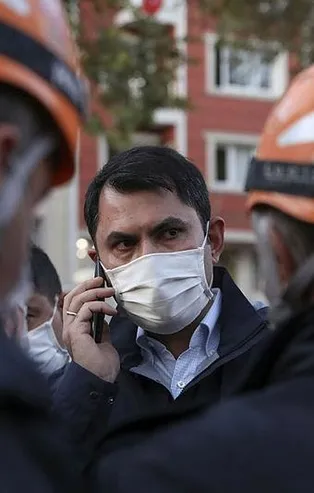 İzmir'de depremzedelere hane başına 30 bin lira eşya yardımı