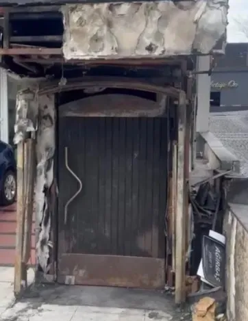 etilerde-gece-kulubune-molotof-atildi-mekan-sahibi-yusuf-durmus-uskudarda-olduruldu-1772877155734.jpeg Etiler'de gece kulübüne molotof atıldı! Mekan sahibi Yusuf Durmuş Üsküdar'da öldürüldü-3