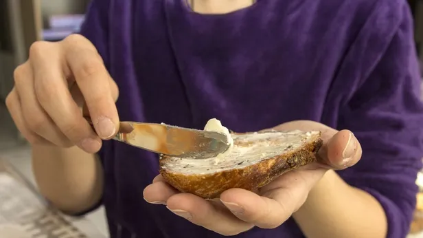 Sahurda ne yenmeli, hangi besinler tüketilmeli? Sahurda SUSATMAYAN - TOK TUTAN yiyecekler neler? 🍲 Yemesi sünnet olan besinler...