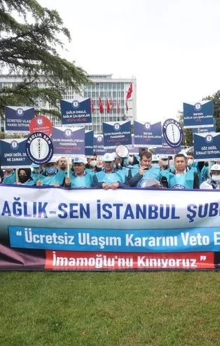 Sağlık çalışanlarından İBB önünde protesto! CHP'li Ekrem İmamoğlu’na kırmızı kart gösterdiler