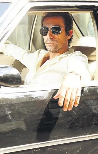 Bir Zamanlar Çukurova'nın Hakan'ı İbrahim Çelikkol sürüş yeteneğiyle kendine hayran bıraktı!