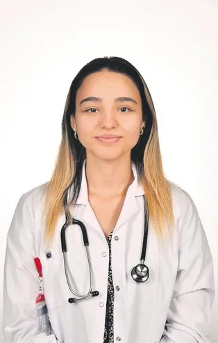 Sahte doktor Ayşe Özkiraz'ın eski sevgilisi şaşkınlığını anlattı: Stajı sırasında tek başına operasyonlara girdiğini anlatırdı