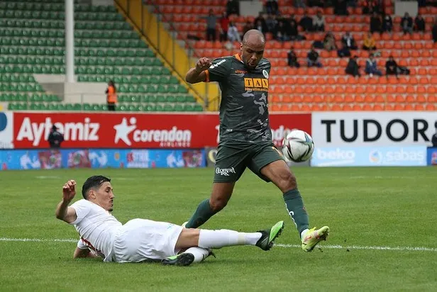 Sivasspor tek attı 3 aldı! Aytemiz Alanyaspor 0-1 Demir Grup Sivasspor (MAÇ SONUCU-ÖZET)-2