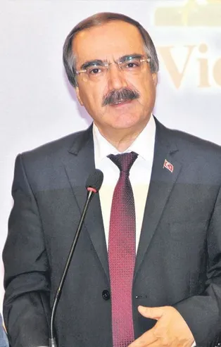 Hüseyin Avni Coş’a veda