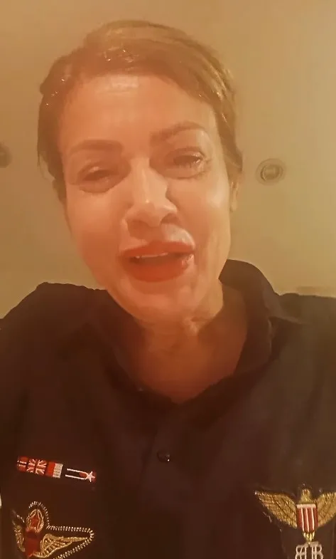 popstar-mehtap-yillar-sonra-acikladi-masraflari-eypio-odedi-1786538148191.jpg “Beş kuruşum yoktu, hastaneden o çıkardı” Popstar Mehtap'tan yıllar sonra gelen Eypio itirafı!-4