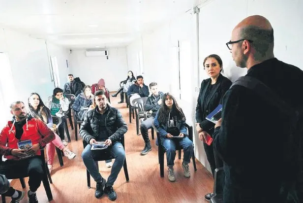 bosanma-asamasindaki-esini-canice-katleden-muhammer-gultas-sirra-kadem-basti-1678232803090.jpeg Boşanma aşamasındaki eşini canice katleden Muhammer Gültaş sırra kadem bastı-5