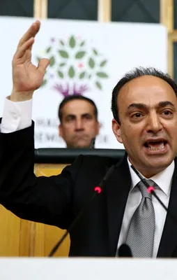HDP'li vekil hakkında yakalama kararı çıkarıldı