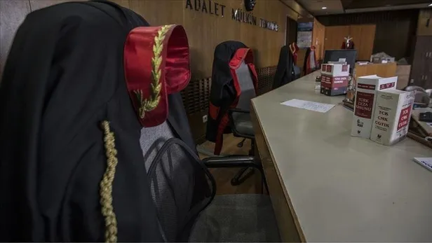 FETÖ elebaşı Gülen'e "mehdi" diyen hakime 13 yıl 6 ay hapis cezası verildi: "Kamikaze" eylem-2