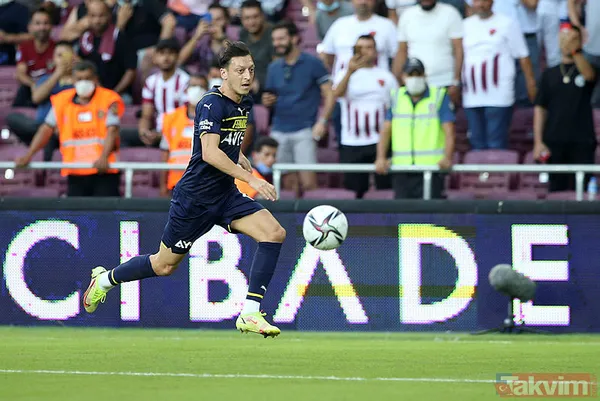 Mesut Özil'den Pereira'ya şok tepki! Hatayspor - Fenerbahçe maçında... - 7