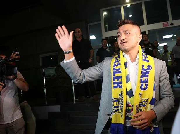 fenerbahce-tarihinin-en-pahali-transferi-cengiz-underin-maliyeti-belli-oldu-1691950425940.jpeg Fenerbahçe tarihinin en pahalı transferi! Cengiz Ünder'in maliyeti belli oldu-6