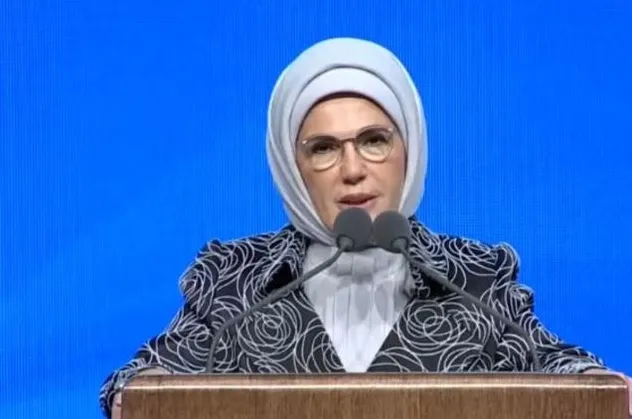 Emine Erdoğan Sıfır Atık Zirvesi'nde konuştu
